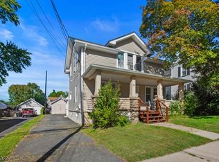23 Ledgewood Ave, Netcong, NJ 07857