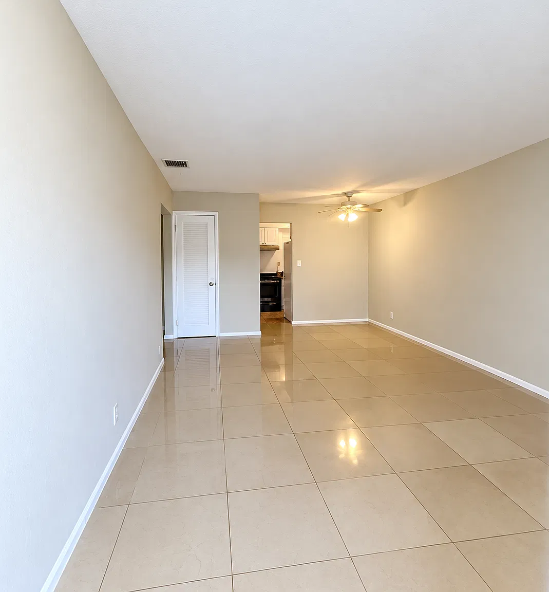 2 bed, 750 sqft, $1,800 — Photo 3