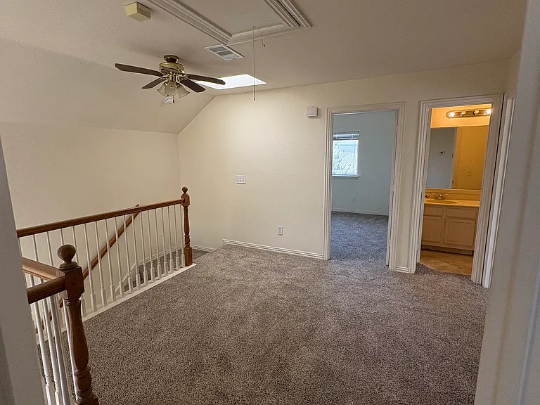 Game room -new carpet - upstairs
