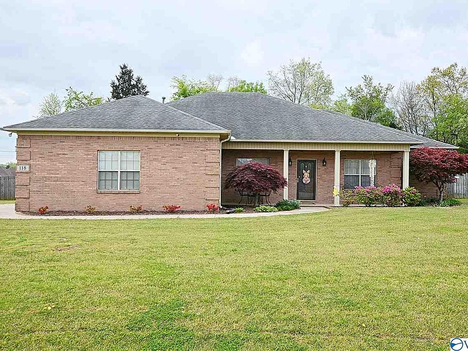 1st image of 118 Cambria Dr
