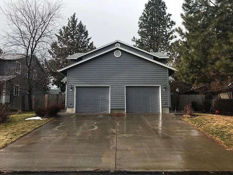 2125 NW Deschutes Pl #A — Photo 1
