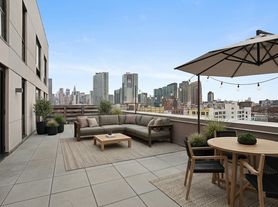 44-72 11th St, Long Island City, NY