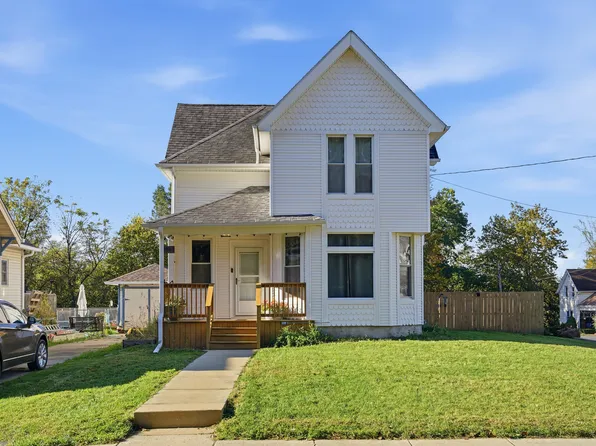 1103 Highland Ave, Dixon, IL 61021