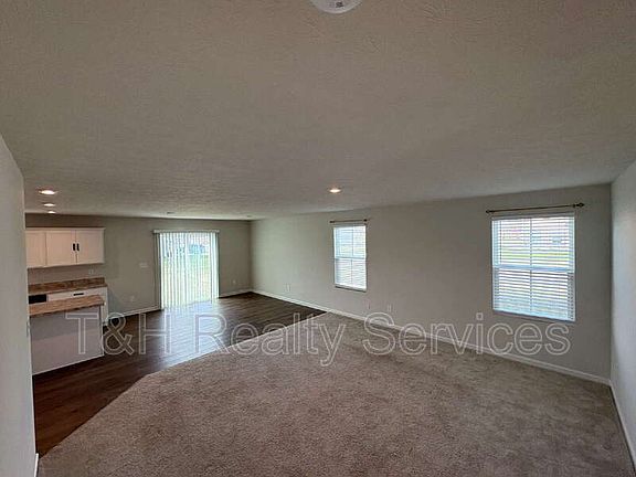 4th image of 7183 Finley Creek Dr