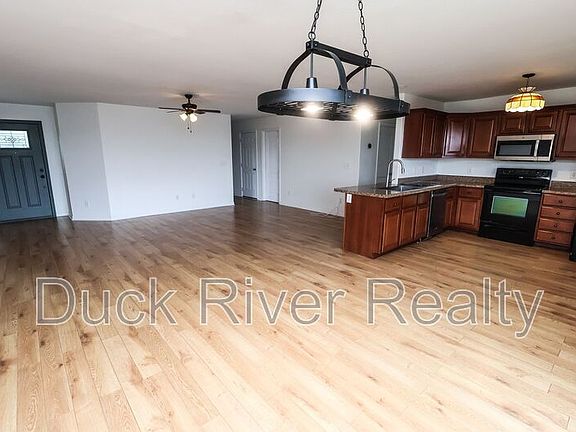 4th image of 2207 Carpenter Bee Dr