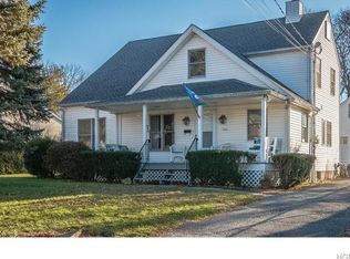 126 Saint Marks Pl, Mount Kisco, NY 10549
