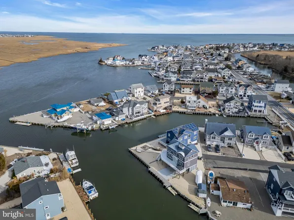 1205 Niihau Dr, Forked River, NJ 08731