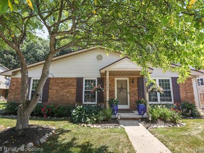 68300 Rosewood Ln, Richmond, MI, 48062