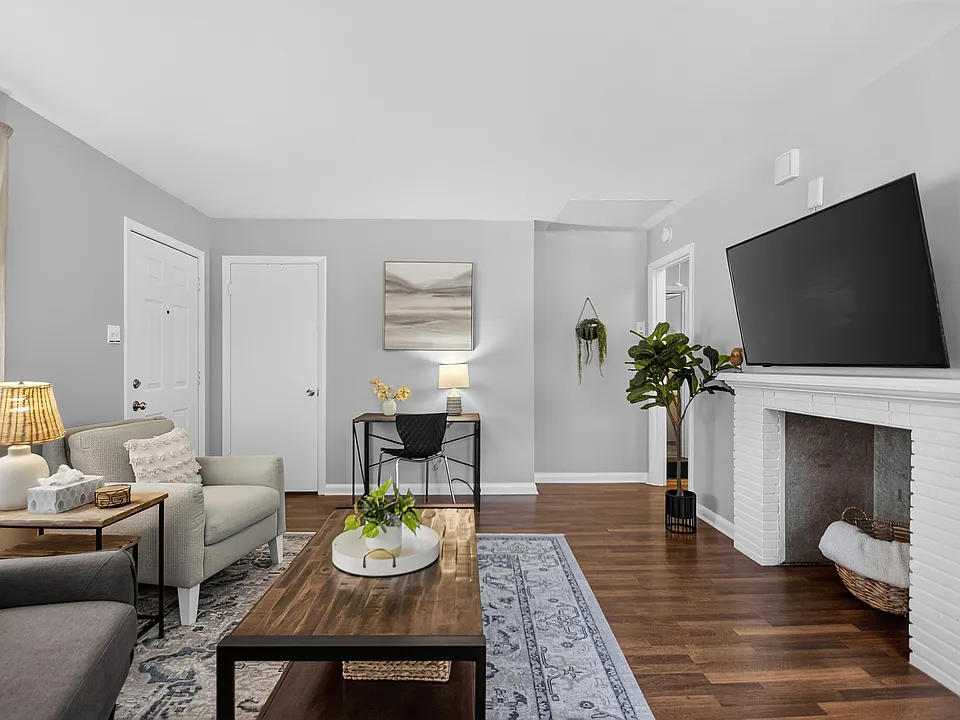 424 W K Ave