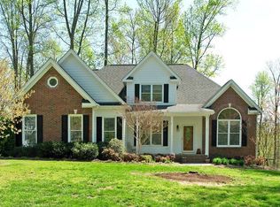 112 Kelsey Ct, Clayton, NC 27520