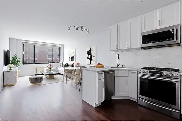 Rented by Level Group | media 18