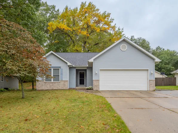 363 Goldenview Dr, Battle Creek, MI 49014