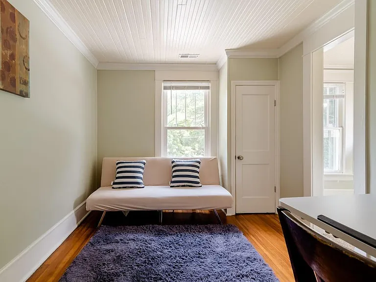 2726 N Roxboro St — Photo 30