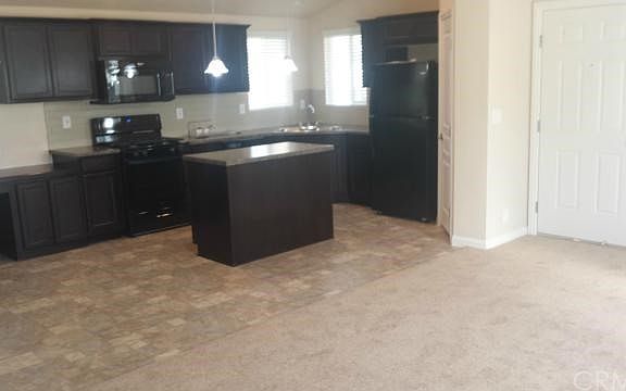 3rd image of 880 N Lake St Spc 21