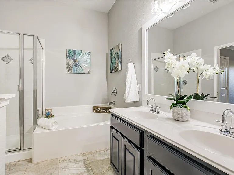 4852 Ambrosia Dr — Photo 14