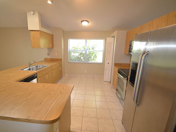 2nd image of 8558 Tourmaline Blvd