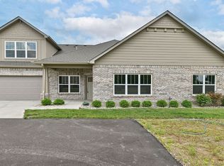 2323 Saddle Dr, Shelbyville, IN 46176