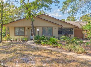 10 Lakepoint Cir, Port Orange, FL 32128