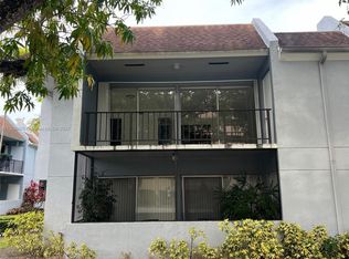 9229 SW 87th Ave APT D8, Miami, FL 33176