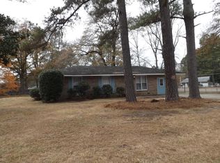 3211 Huntley St, Spring Lake, NC 28390