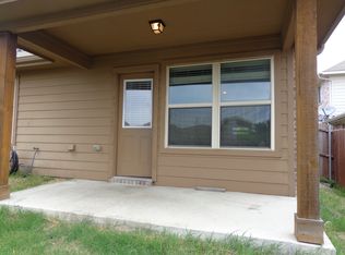 5136 Mirror Lake Dr, Haltom City, TX 76117