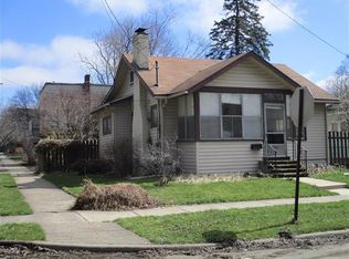 1101 Woodsum St, Jackson, MI 49203