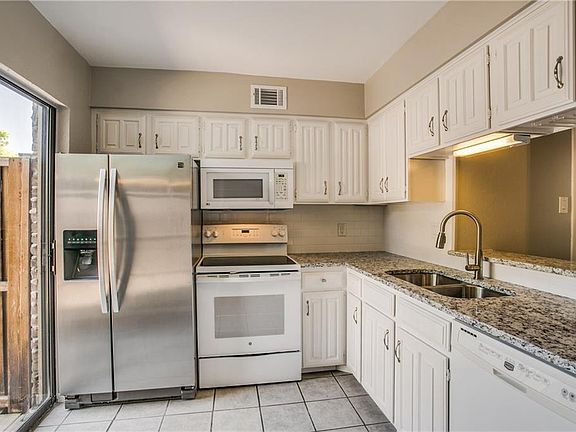 4th image of 333 Melrose Dr APT 17A