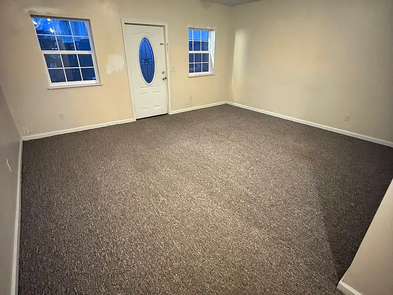 836 Vine St — Photo 6