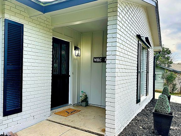 3rd image of 10905 PUTMAN FARM ST