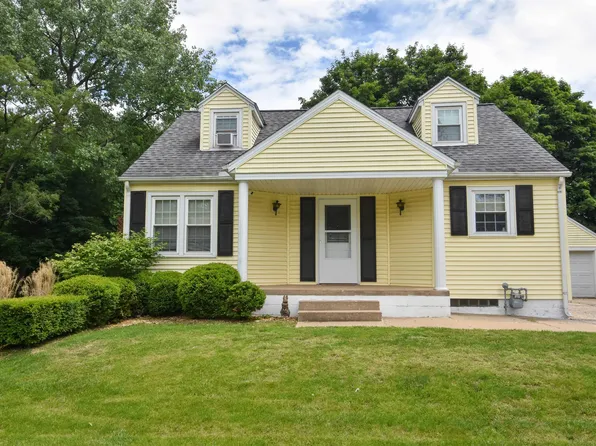 306 William St, East Peoria, IL 61611
