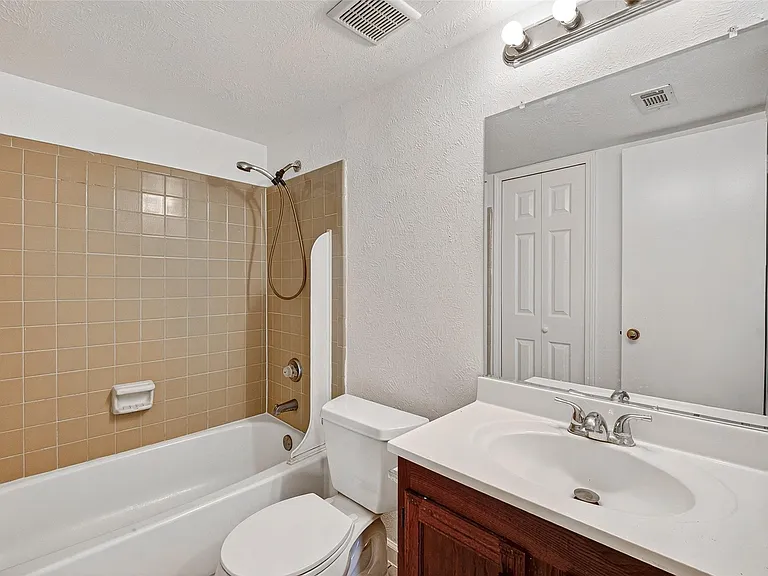 14219 Dartwood Dr — Photo 14