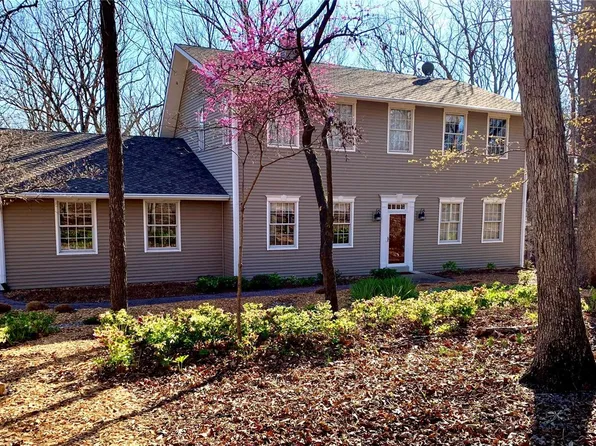 25 White River Ln, Defiance, MO 63341