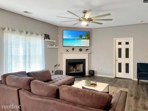 636 Summerall Ln, Columbia, SC 29229