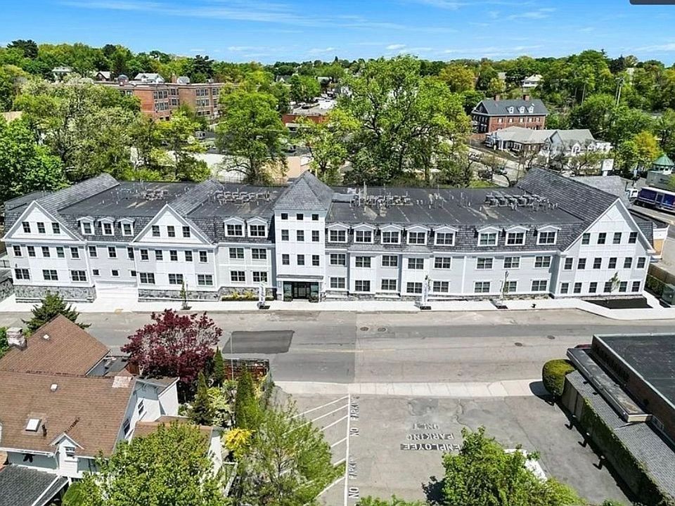 1st image of 425 Lagrange St #210A