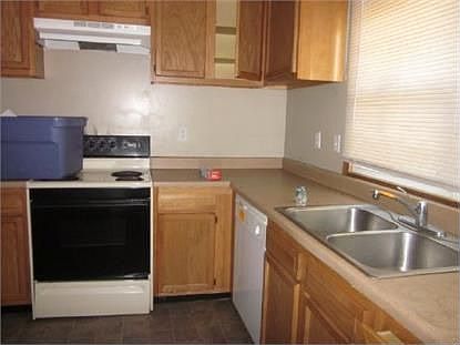 2nd image of 4729 Hazelnut Dr