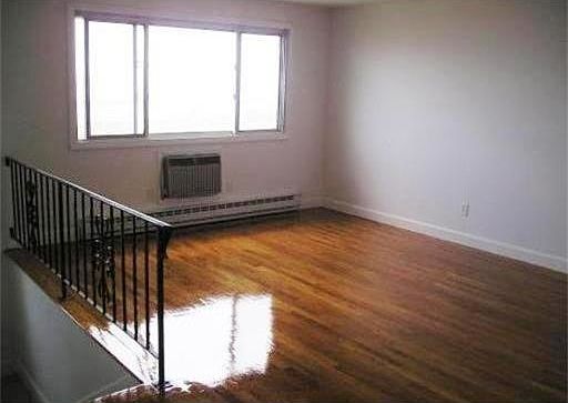 3rd image of 505 Quincy Shore Dr