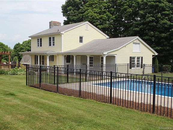 2nd image of 11 Shores Dr