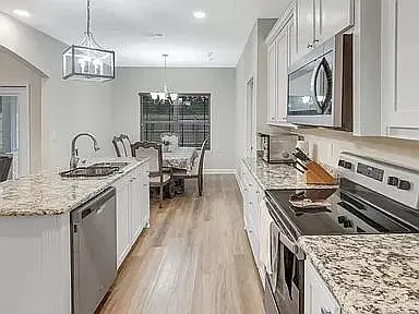 5920 Rolling Greens Dr — Photo 4