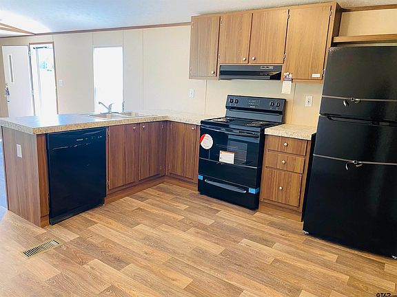 4th image of 158 Hackberry Dr