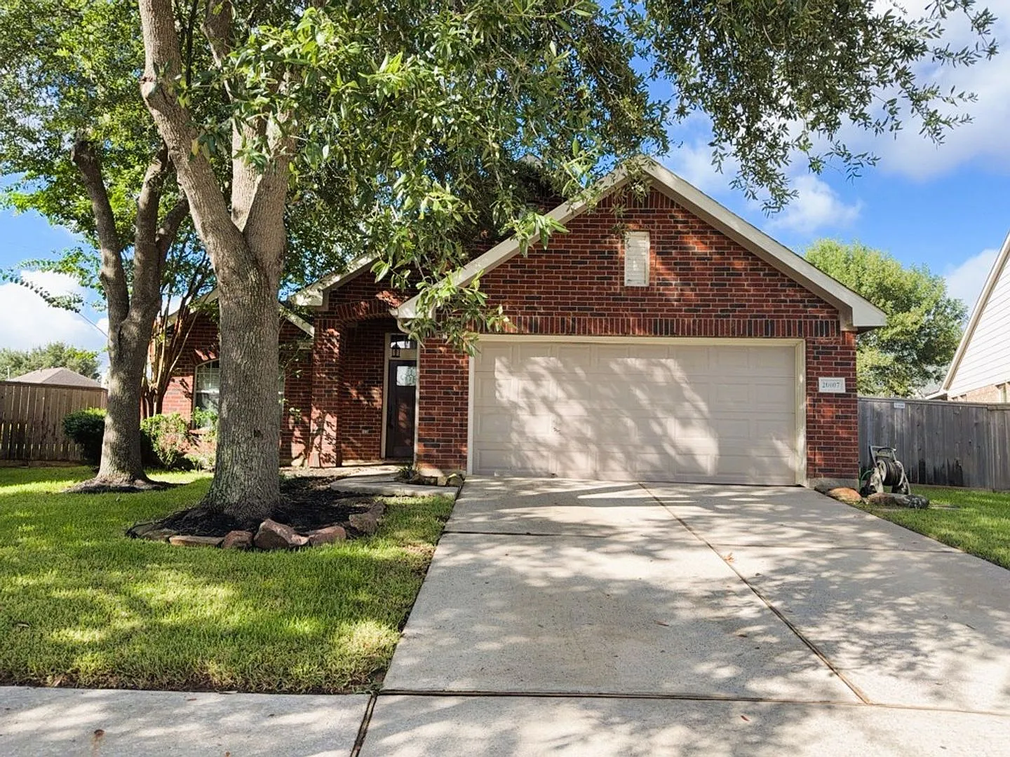 20007 Brackenton Crest Dr **Ask About Our No Cash Deposit Option — Photo 1
