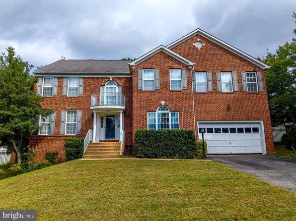 9018 Igoe St, Lorton, VA 22079