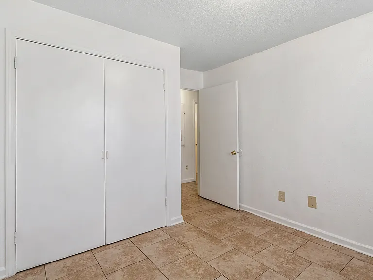 359 E McLemore Ave #103 — Photo 6