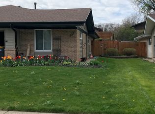 1332 Beverly Ln, Streamwood, IL 60107