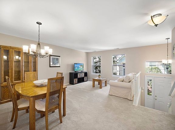 5th image of 7247 Flagg Creek Dr