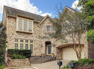 6 Exbury Way, Houston, TX 77056