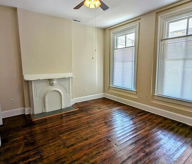 113 W Clay St #B — Photo 7