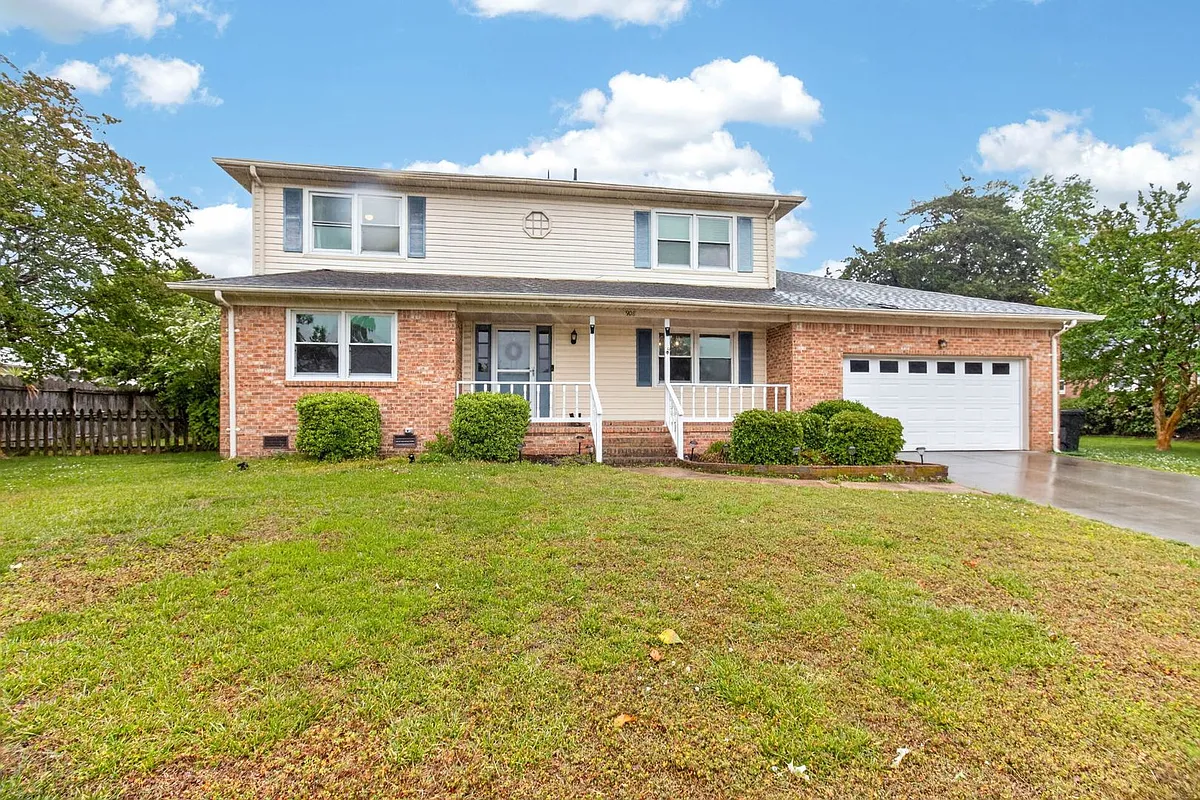 Building Photo - 908 N Plantation Dr