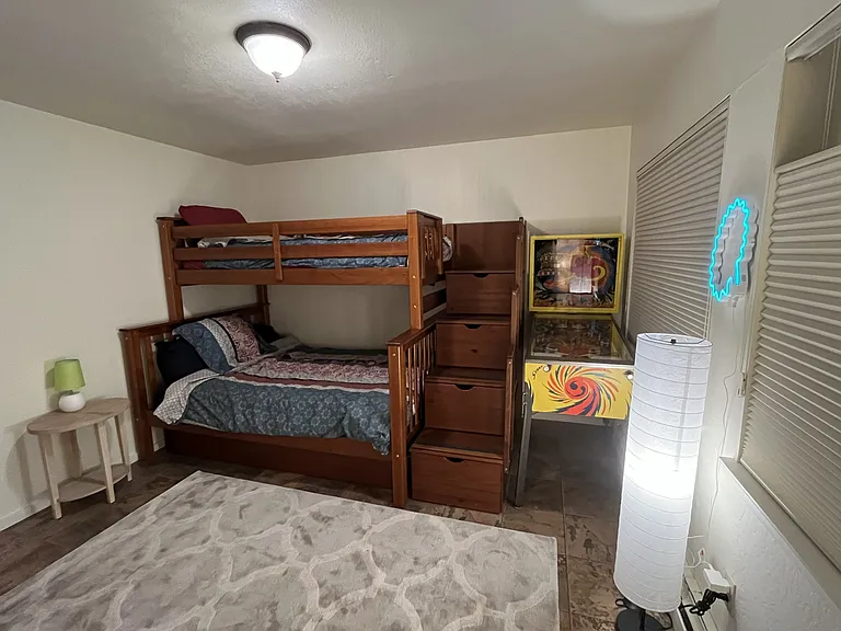 114 Angora Ct #B — Photo 16