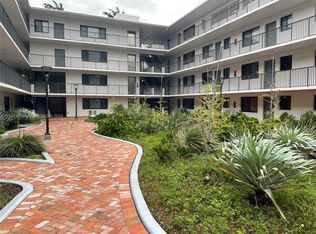 2930 Day Ave APT N106, Miami, FL 33133