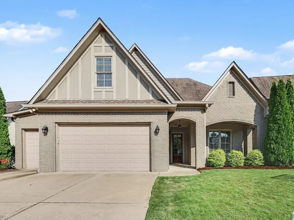 197 Lake Chelsea Dr, Chelsea, AL 35043